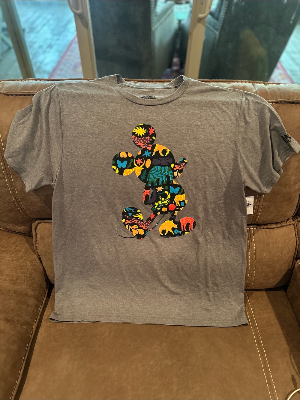 2026 Disneys Animal Kingdom Mickey Tee L